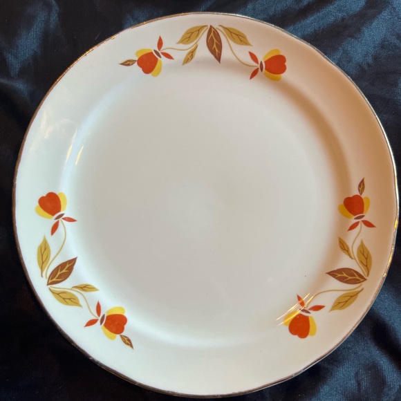 Vintage Hall Jewel Tea Autumn Leaf - Bread Plate Set of 4 6” - Picture 5 of 7